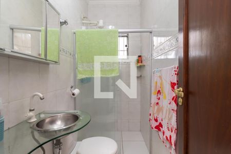 Casa à venda com 200m², 3 quartos e 2 vagasBanheiro 2