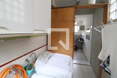 Casa à venda com 200m², 3 quartos e 2 vagasÁrea de Serviço
