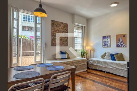 Sala de Jantar de apartamento à venda com 2 quartos, 80m² em Laranjeiras, Rio de Janeiro