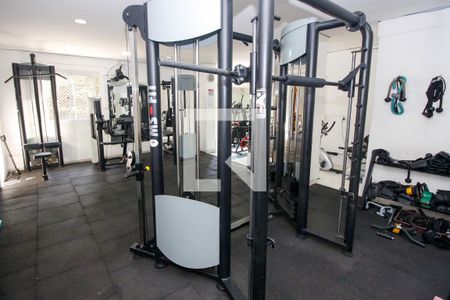 Apartamento à venda com 121m², 3 quartos e 2 vagas Apartamento à venda com 121m², 3 quartos e 2 vagasÁrea comum - Academia