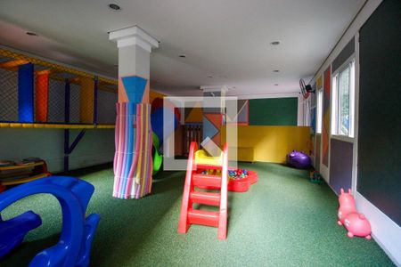 Apartamento à venda com 121m², 3 quartos e 2 vagas Apartamento à venda com 121m², 3 quartos e 2 vagasÁrea comum - Brinquedoteca