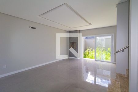 Casa à venda com 220m², 3 quartos e 4 vagas Casa à venda com 220m², 3 quartos e 4 vagasSala