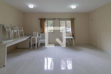 Apartamento à venda com 73m², 3 quartos e 1 vaga Apartamento à venda com 73m², 3 quartos e 1 vagaÁrea comum
