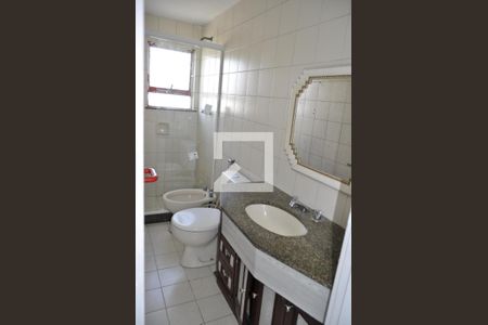 Apartamento à venda com 81m², 2 quartos e 1 vagaBanheiro Quarto 3