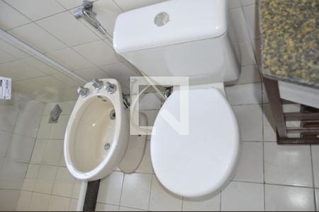 Apartamento à venda com 81m², 2 quartos e 1 vagaBanheiro Quarto 3