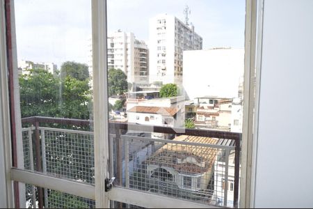 Apartamento à venda com 81m², 2 quartos e 1 vagaVaranda do quarto 3