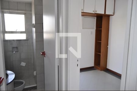 Apartamento à venda com 81m², 2 quartos e 1 vagaQuarto 2
