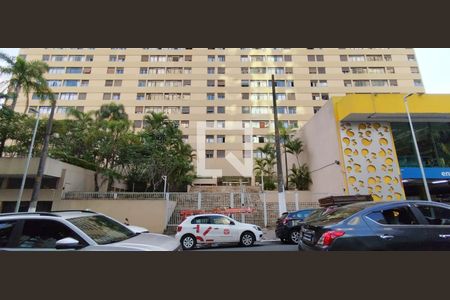 Apartamento à venda com 120m², 3 quartos e 1 vagaFachada