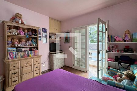 Casa de condomínio à venda com 600m², 4 quartos e 4 vagasSuíte 3