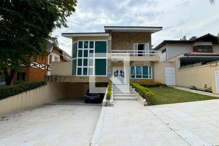 Casa de condomínio à venda com 600m², 4 quartos e 4 vagasFachada