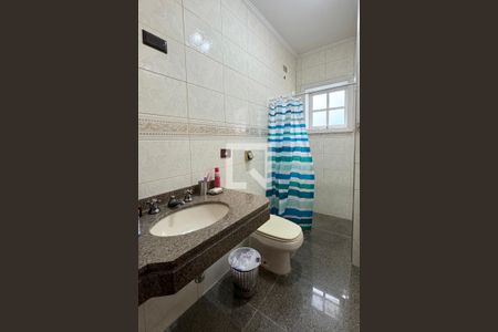 Casa de condomínio à venda com 600m², 4 quartos e 4 vagasBanheiro da Suíte 3