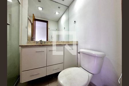 Studio à venda com 30m², 0 quarto e 1 vaga Studio à venda com 30m², 0 quarto e 1 vagaBanheiro