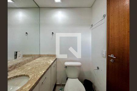 Studio à venda com 30m², 0 quarto e 1 vaga Studio à venda com 30m², 0 quarto e 1 vagaBanheiro