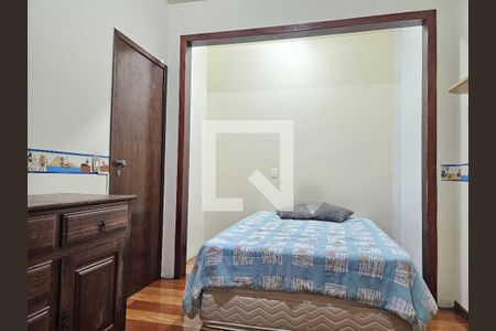 Casa à venda com 145m², 4 quartos e 3 vagas