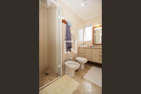 Apartamento à venda com 105m², 3 quartos e 1 vaga Apartamento à venda com 105m², 3 quartos e 1 vagaBanheiro da Suíte