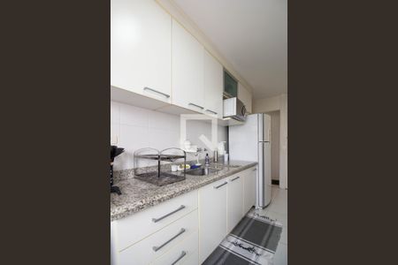 Apartamento à venda com 105m², 3 quartos e 1 vaga Apartamento à venda com 105m², 3 quartos e 1 vagaCozinha