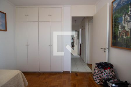 Apartamento à venda com 105m², 3 quartos e 1 vaga Apartamento à venda com 105m², 3 quartos e 1 vagaQuarto 1
