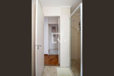 Apartamento à venda com 105m², 3 quartos e 1 vaga Apartamento à venda com 105m², 3 quartos e 1 vagaBanheiro da Suíte