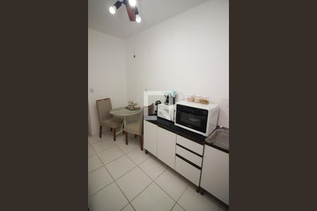 Apartamento à venda com 72m², 2 quartos e sem vaga Apartamento à venda com 72m², 2 quartos e sem vagaCozinha
