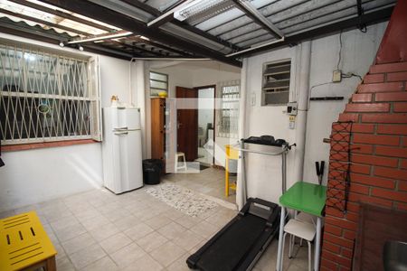 Apartamento à venda com 72m², 2 quartos e sem vaga Apartamento à venda com 72m², 2 quartos e sem vagaÁrea de Serviço/ área comum