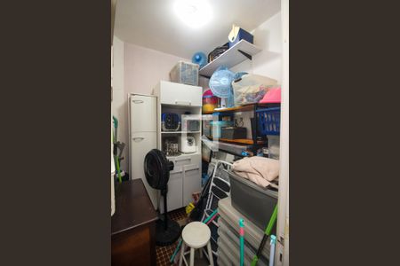 Apartamento à venda com 72m², 2 quartos e sem vaga Apartamento à venda com 72m², 2 quartos e sem vagaQuarto de Serviço