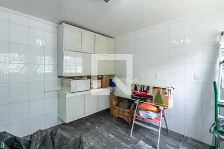 Casa à venda com 200m², 3 quartos e 3 vagas Casa à venda com 200m², 3 quartos e 3 vagasÁrea de Serviço