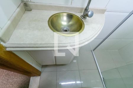 Casa à venda com 200m², 3 quartos e 3 vagas Casa à venda com 200m², 3 quartos e 3 vagasBanheiro 2