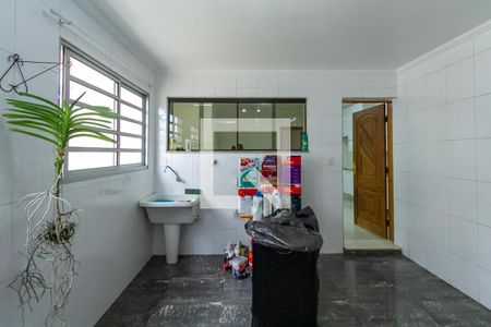 Casa à venda com 200m², 3 quartos e 3 vagas Casa à venda com 200m², 3 quartos e 3 vagasÁrea de Serviço