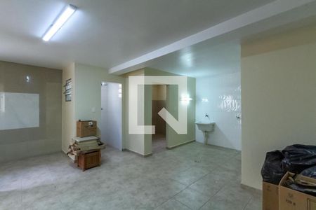 Casa à venda com 200m², 3 quartos e 3 vagas Casa à venda com 200m², 3 quartos e 3 vagasSalão