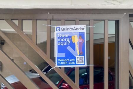 Casa à venda com 200m², 3 quartos e 3 vagas Casa à venda com 200m², 3 quartos e 3 vagasPlaca