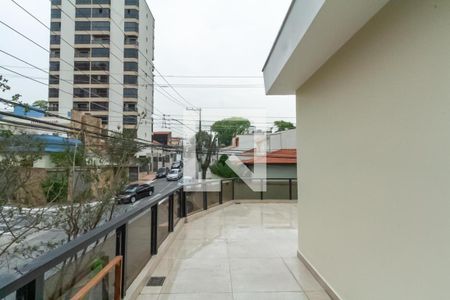 Casa à venda com 200m², 3 quartos e 3 vagas Casa à venda com 200m², 3 quartos e 3 vagasVaranda do Quarto 3