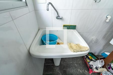 Casa à venda com 200m², 3 quartos e 3 vagas Casa à venda com 200m², 3 quartos e 3 vagasÁrea de Serviço