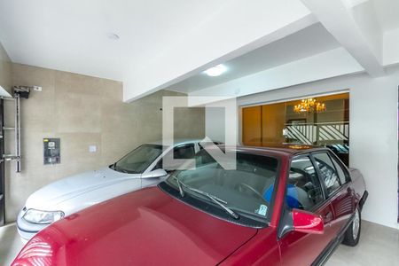 Casa à venda com 200m², 3 quartos e 3 vagas Casa à venda com 200m², 3 quartos e 3 vagasGaragem