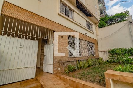 Casa à venda com 280m², 3 quartos e 3 vagas Casa à venda com 280m², 3 quartos e 3 vagasFachada