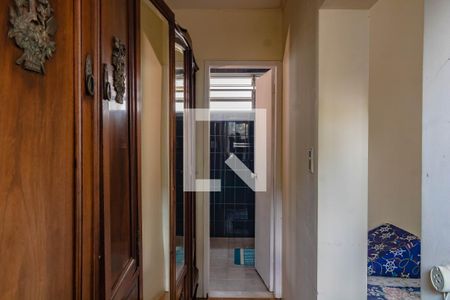Casa à venda com 280m², 3 quartos e 3 vagas Casa à venda com 280m², 3 quartos e 3 vagasCorredor
