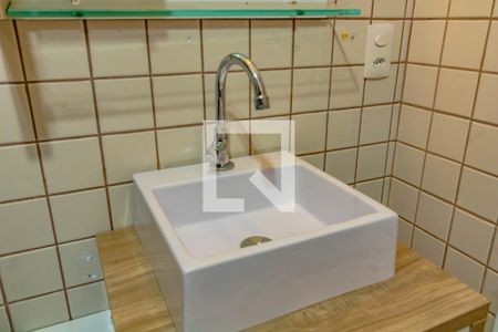 Apartamento à venda com 68m², 2 quartos e sem vaga Apartamento à venda com 68m², 2 quartos e sem vagaBanheiro