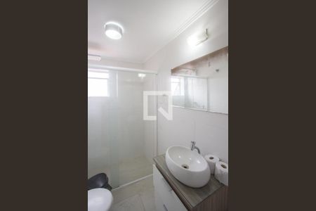 Banheiro de apartamento para alugar com 1 quarto, 52m² em Jardim Caravelas, São Paulo