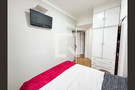Apartamento à venda com 75m², 3 quartos e 2 vagas Apartamento à venda com 75m², 3 quartos e 2 vagasSuíte