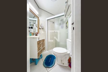 Apartamento à venda com 75m², 3 quartos e 2 vagas Apartamento à venda com 75m², 3 quartos e 2 vagasBanheiro da Suíte