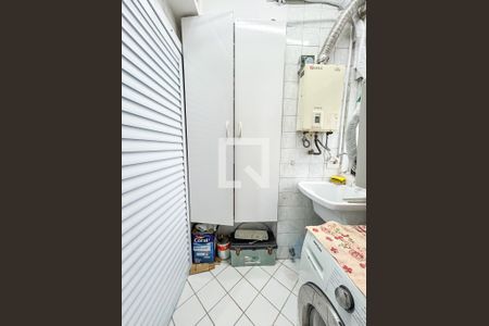 Apartamento à venda com 75m², 3 quartos e 2 vagas Apartamento à venda com 75m², 3 quartos e 2 vagasÁrea de Serviço