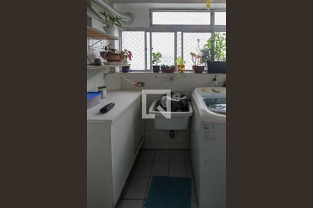 Apartamento à venda com 73m², 3 quartos e 1 vagaÁrea de Serviço