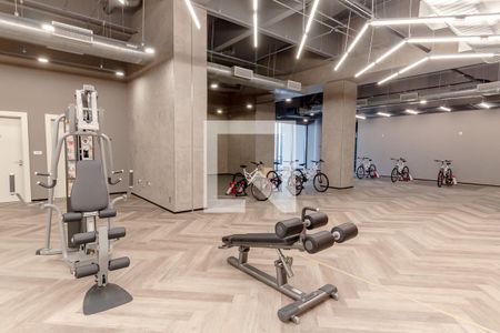 Studio à venda com 54m², 1 quarto e 1 vaga Studio à venda com 54m², 1 quarto e 1 vagaÁrea comum - Academia