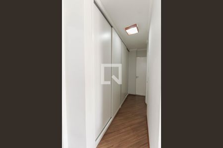Apartamento à venda com 48m², 2 quartos e 1 vaga Apartamento à venda com 48m², 2 quartos e 1 vagaCorredor