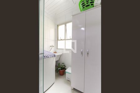 Apartamento à venda com 48m², 2 quartos e 1 vaga Apartamento à venda com 48m², 2 quartos e 1 vagaÁrea de Serviço