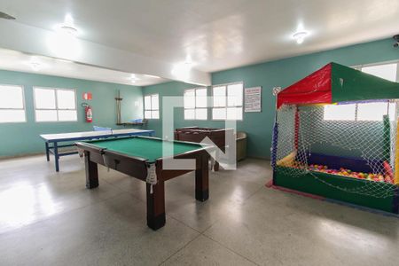 Apartamento à venda com 48m², 2 quartos e 1 vaga Apartamento à venda com 48m², 2 quartos e 1 vagaEspaço de jogos