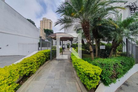 Apartamento à venda com 180m², 3 quartos e 1 vaga Apartamento à venda com 180m², 3 quartos e 1 vagaÁrea externa