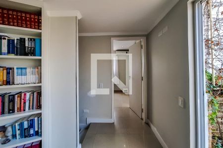 Apartamento à venda com 180m², 3 quartos e 1 vaga Apartamento à venda com 180m², 3 quartos e 1 vagaCorredor Superior