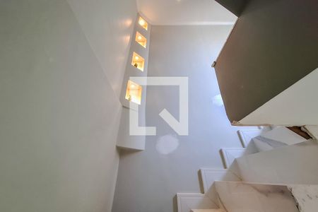 Apartamento à venda com 180m², 3 quartos e 1 vaga Apartamento à venda com 180m², 3 quartos e 1 vagaEscada Duplex