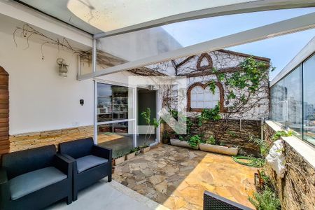 Apartamento à venda com 180m², 3 quartos e 1 vaga Apartamento à venda com 180m², 3 quartos e 1 vagaedícula