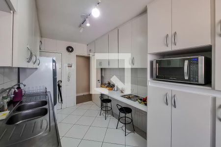 Apartamento à venda com 180m², 3 quartos e 1 vaga Apartamento à venda com 180m², 3 quartos e 1 vagaCozinha